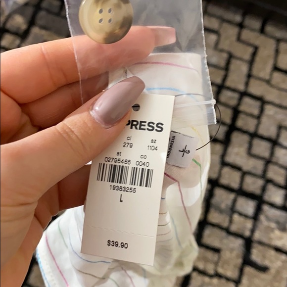 Express Button Down Tank - Picture 4 of 5